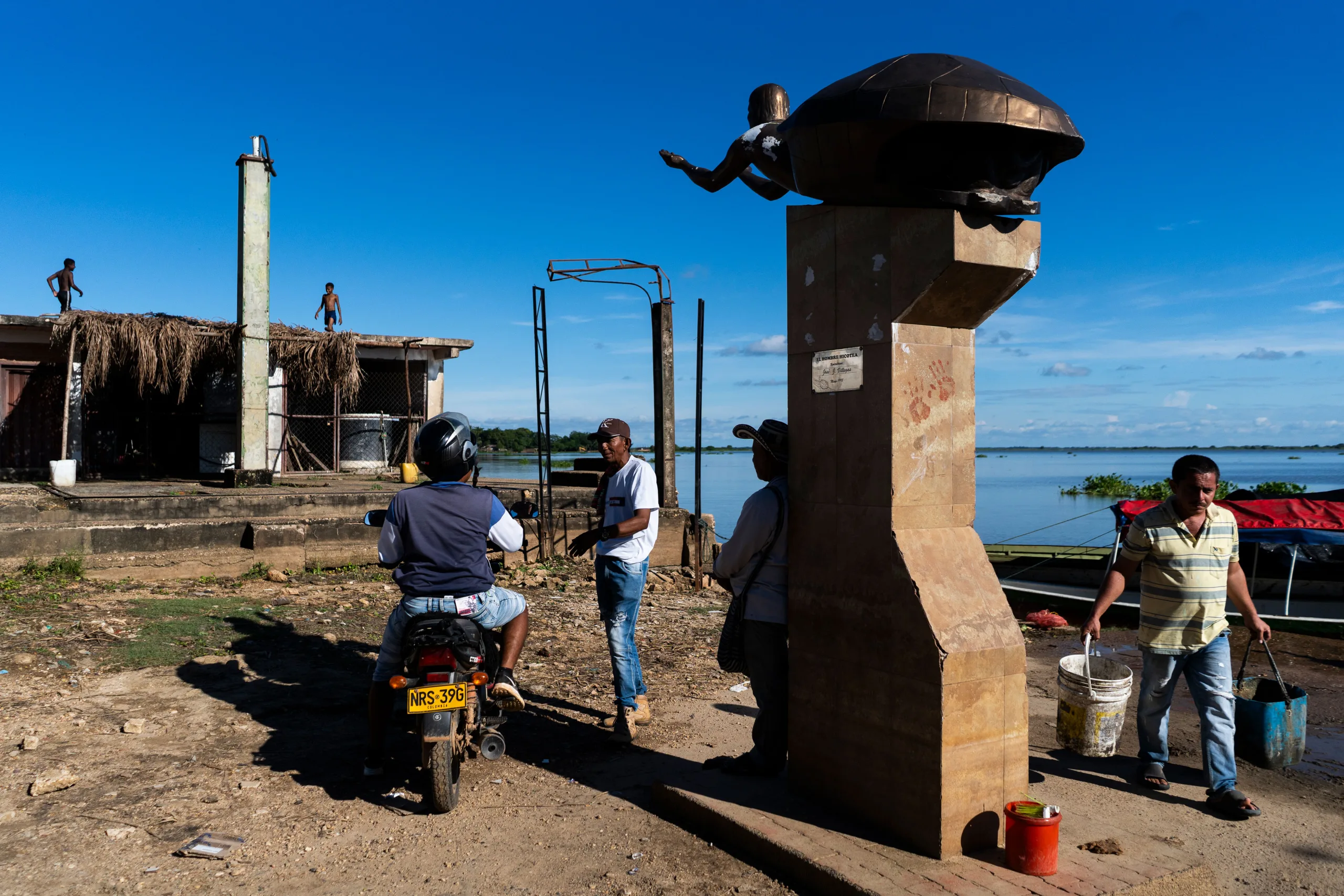 San Marcos es considerado como “la puerta de La Mojana” porque desde allí es posible entrar hacia una gran cantidad de municipios de la región.