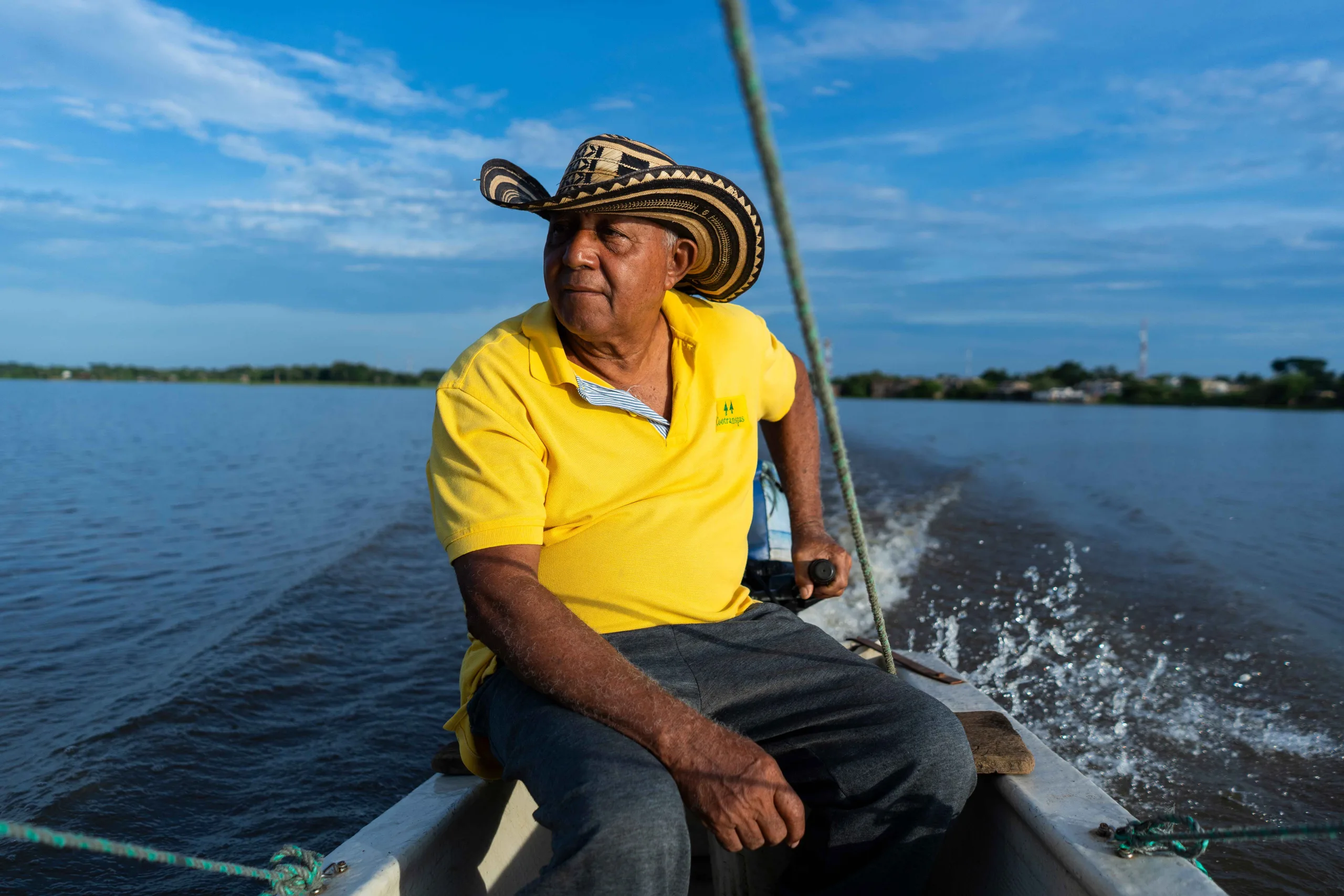 El Yonson es un medio de transporte que le permite moverse por La Mojana, aún en temporada de lluvias o aguas altas. 
